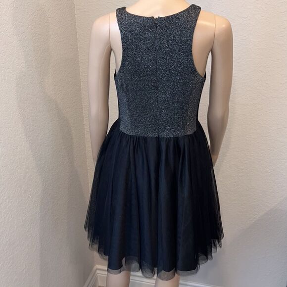 Nwot Aqua metallic black & grey party dress - Picture 3 of 7